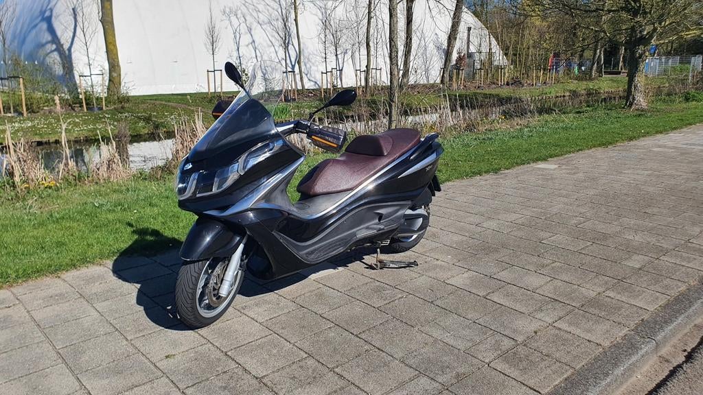 Piaggio X10 350 Executive - Comfortabele motorscooter, Gebruikt, Overige modellen, Ophalen of Verzenden, Benzine