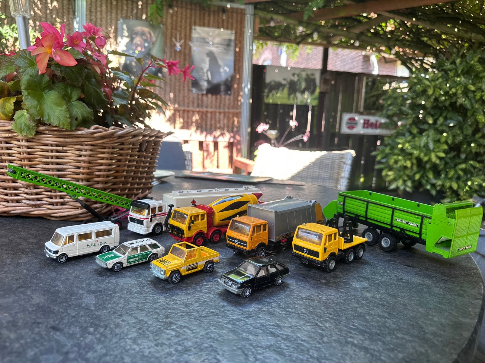Partij Siku vrachtwagens en auto’s., Ophalen of Verzenden, Groter dan 1:32, Truck, Revell