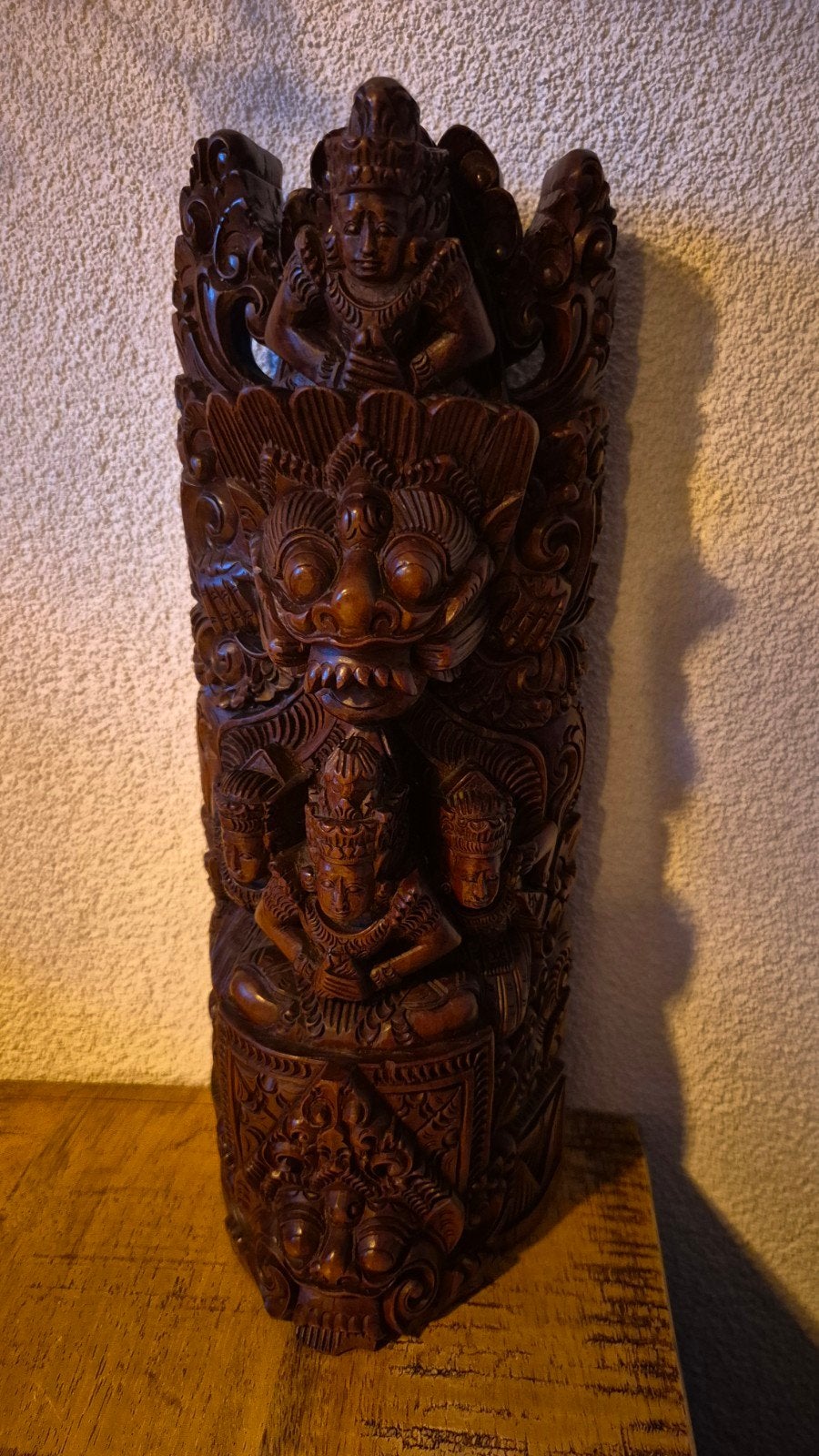 Prachtig Balinees houtsnijwerk - 33 cm hoog, Overige onderwerpen, Ophalen of Verzenden, Handgemaakt, 20 - 50 cm
