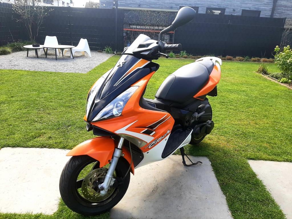 Peugeot jetforce c-tech 50cc 2t  (ruilen/kopen), Fietsen en Brommers, Scooters | Peugeot, Gebruikt, Overige modellen, Tweetakt