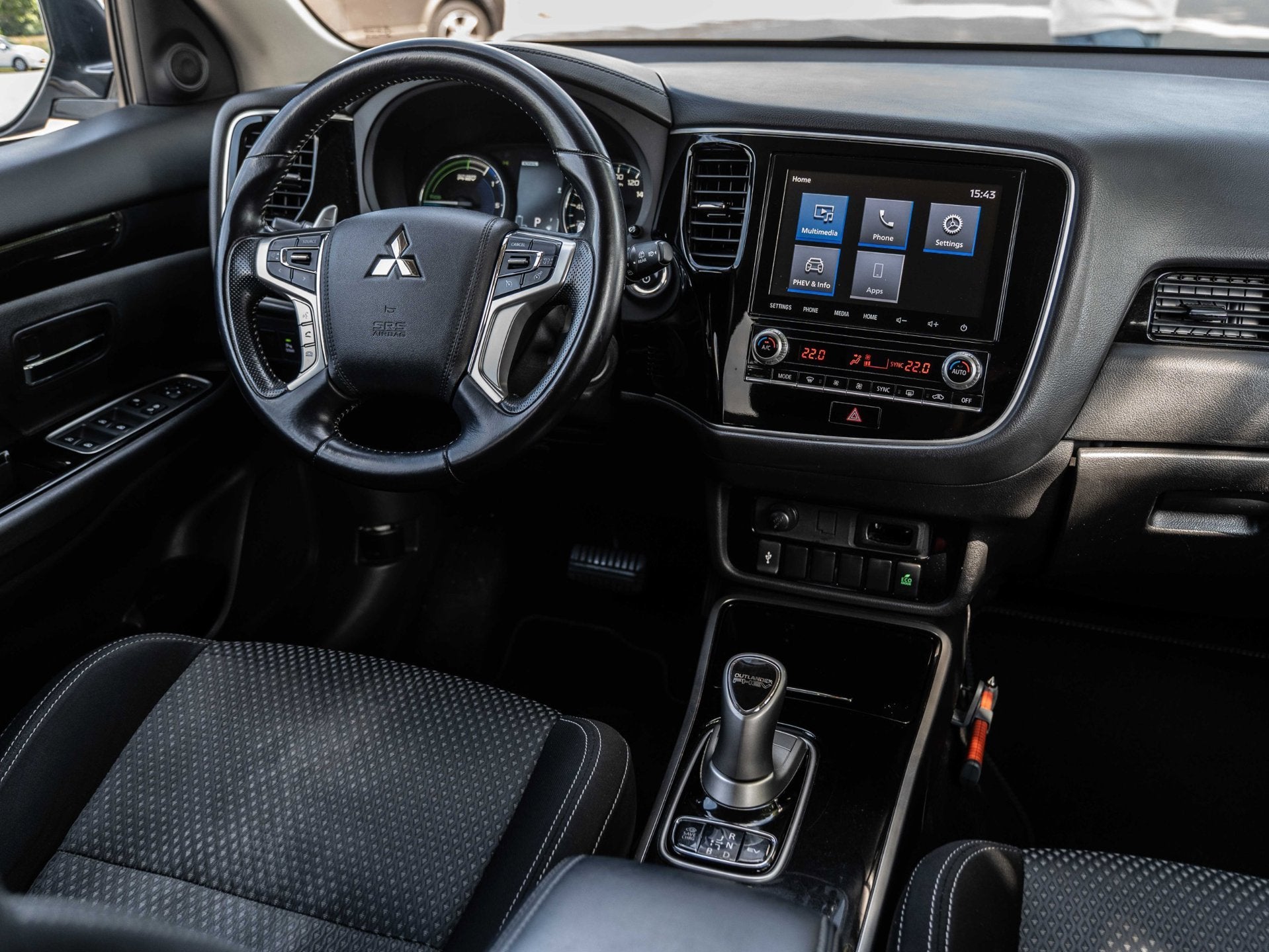 Mitsubishi Outlander 2.4 PHEV Pure | PARKEERCAMERA | TREKHAA, Automaat, 135 pk, Euro 6, 4 cilinders