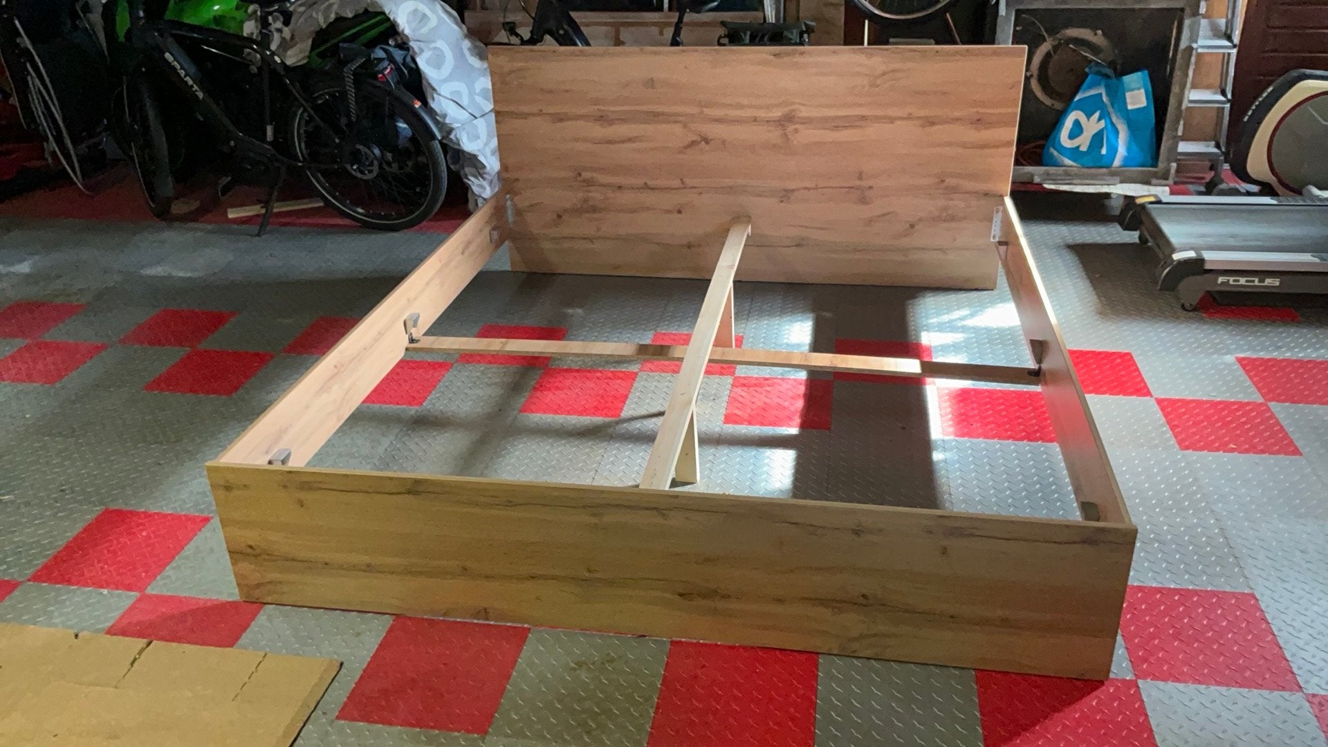 Bedombouw gratis., Huis en Inrichting, Ophalen, Wit, Tweepersoons, Zo goed als nieuw