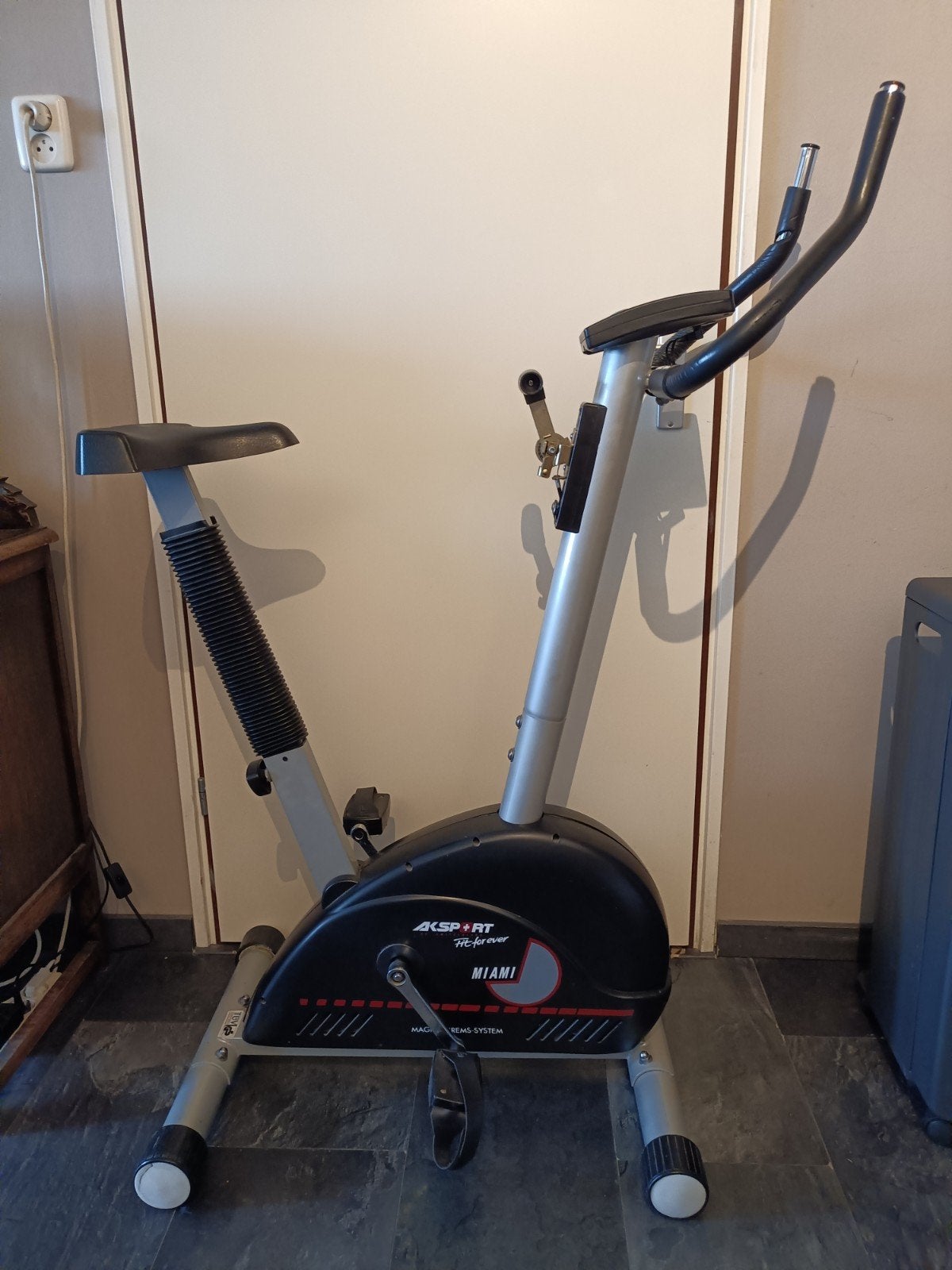 Hometrainer AK Sport Fit Forever Miami met hartslagsensor, Ophalen, Gebruikt, Benen, Hometrainer