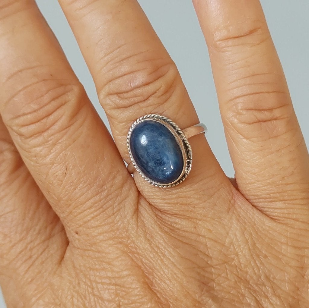 925 zilveren ring met natuurlijke Kyaniet steen, Sieraden, Tassen en Uiterlijk, Ringen, O.T., Blauw, Nieuw, Ophalen of Verzenden