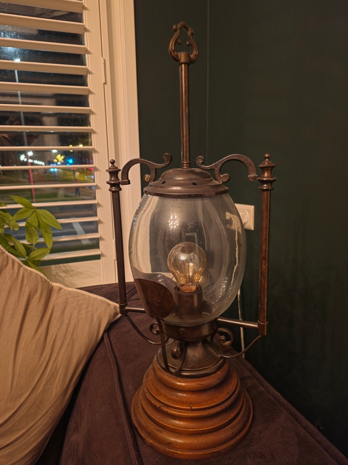 oude lantaarn met verlichting erin, Antiek en Kunst, Ophalen of Verzenden