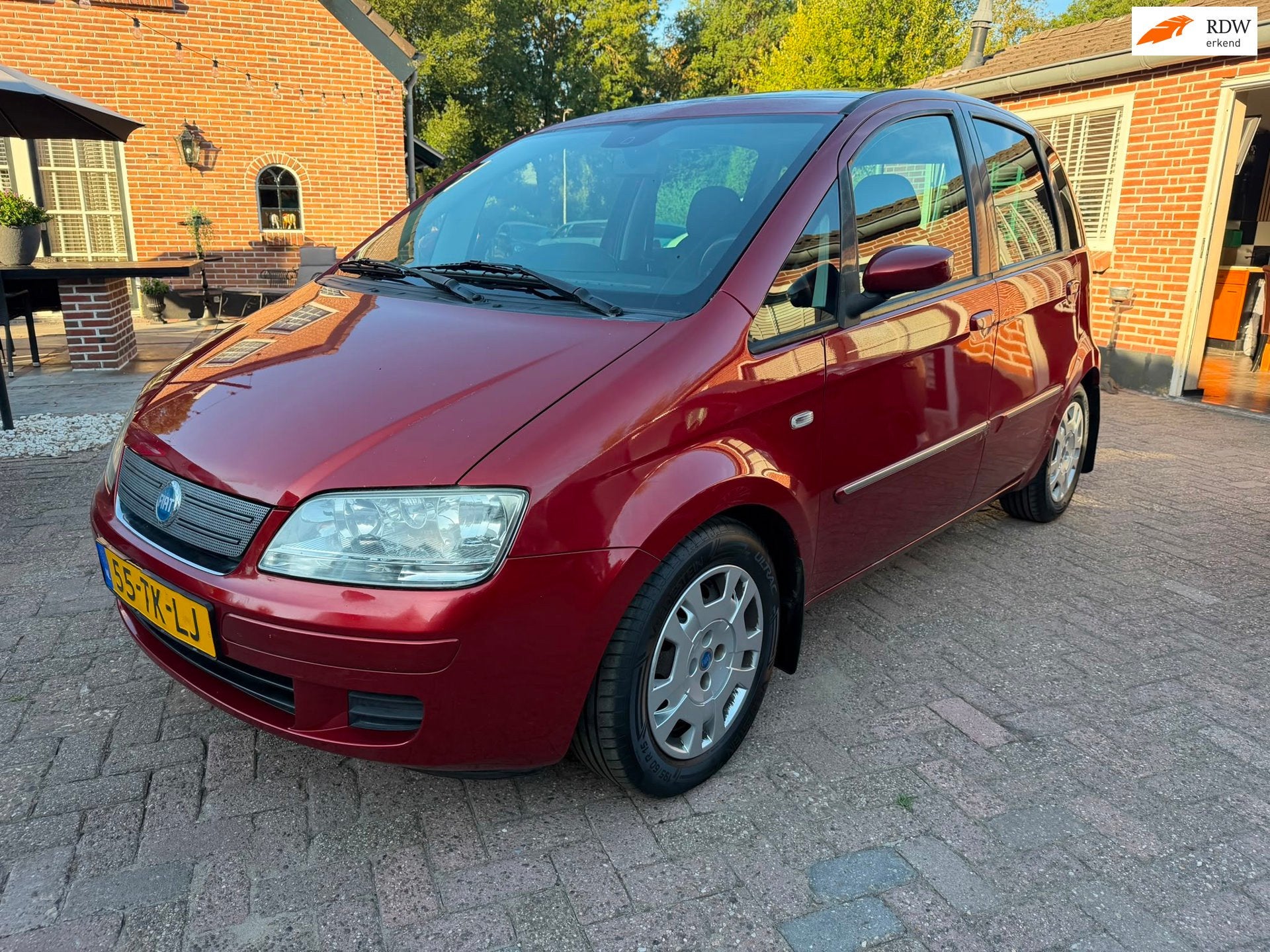 Fiat Idea 1.4-16V Emotion AUTOMAAT - NIEUWE APK, Voorwielaandrijving, Gebruikt, 400 kg, 49 €/maand