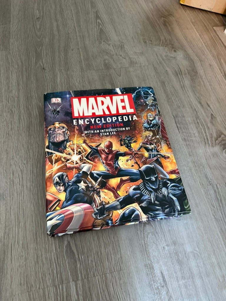 Marvel Encyclopedia - Nieuwe Editie (HC), Eén comic, Amerika, Ophalen of Verzenden, Zo goed als nieuw
