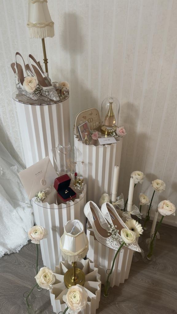 5 Witte Zuilen te Huur voor Bruiloft & Evenementen, Huis en Inrichting, Woonaccessoires | Zuilen en Pilaren, Ophalen of Verzenden