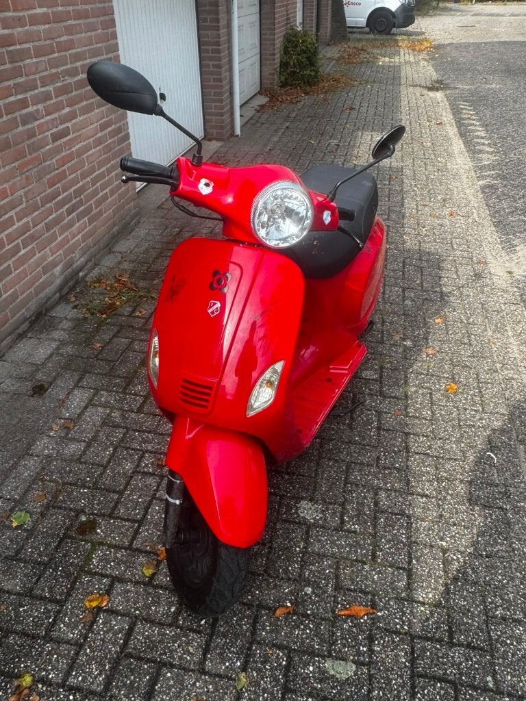 AGM 50 VX Rood Blauw Kenteken, Gebruikt, Benzine, Ophalen, Overige merken