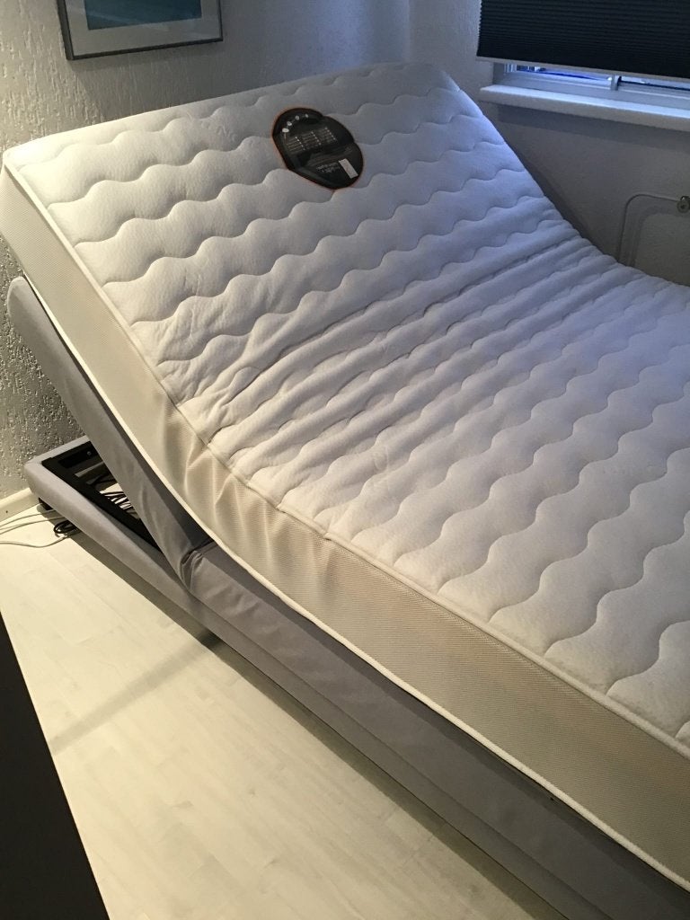 Elektrisch boxspringbed 140x200 + traagschuim matras, Huis en Inrichting, Slaapkamer | Matrassen en Bedbodems, Ophalen, Tweepersoons