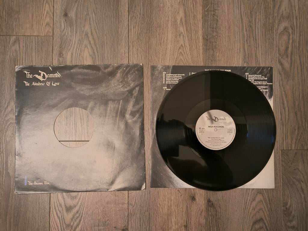 12" the damned the shadow of love, Maxi-single, Ophalen of Verzenden, Zo goed als nieuw, Pop
