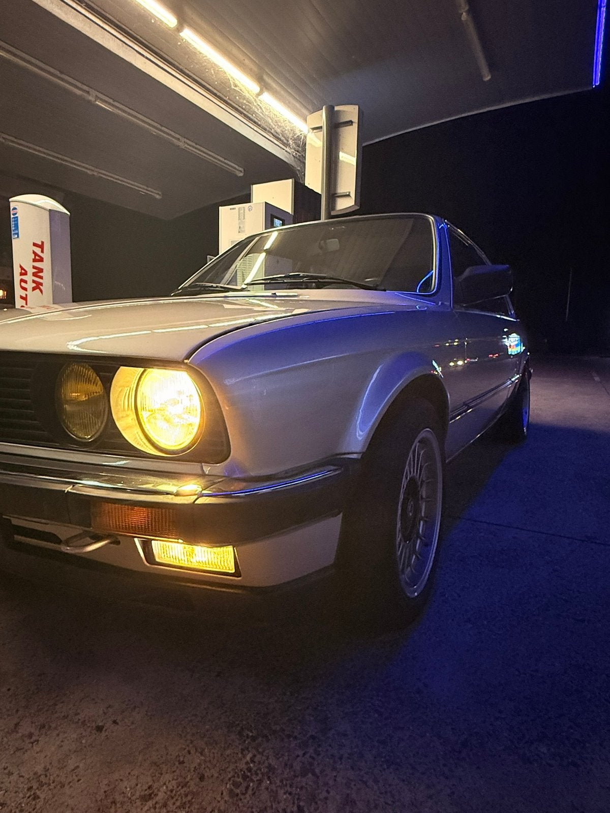 Bmw e30 323, Auto's, Automaat, 125 pk, 1984 cc, 1070 kg