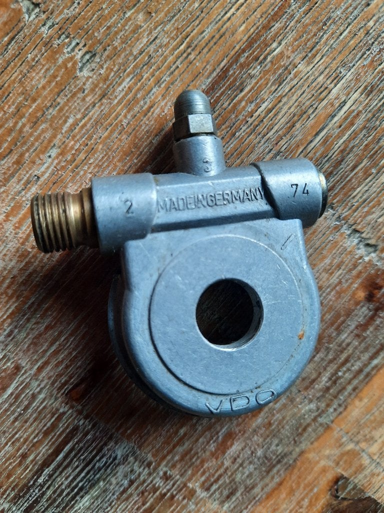 N.O.S origineel VDO kilometeraandrijver km teller as 11 mm, Ophalen, Nieuw, Overige typen, Overige merken