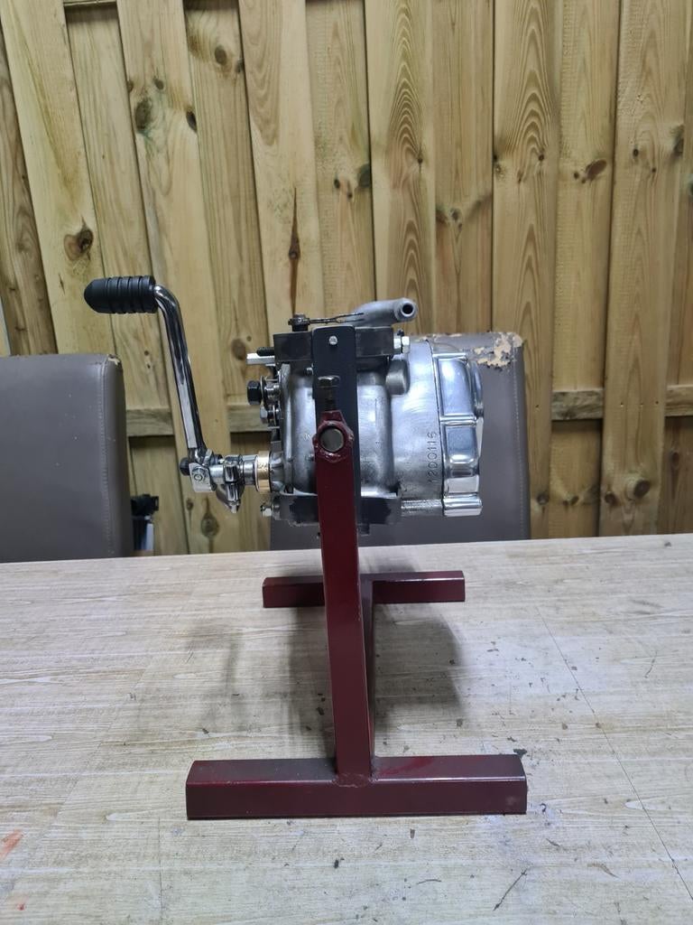 Geveriseerde kreidler 4 bak direct kickstarter als Nieuw, Rhenen, Van belzen scooters, Blok, Boslandweg 148