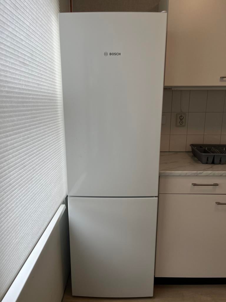 Koelkast Bosch, Ophalen, 200 liter of meer, 160 cm of meer, Zo goed als nieuw