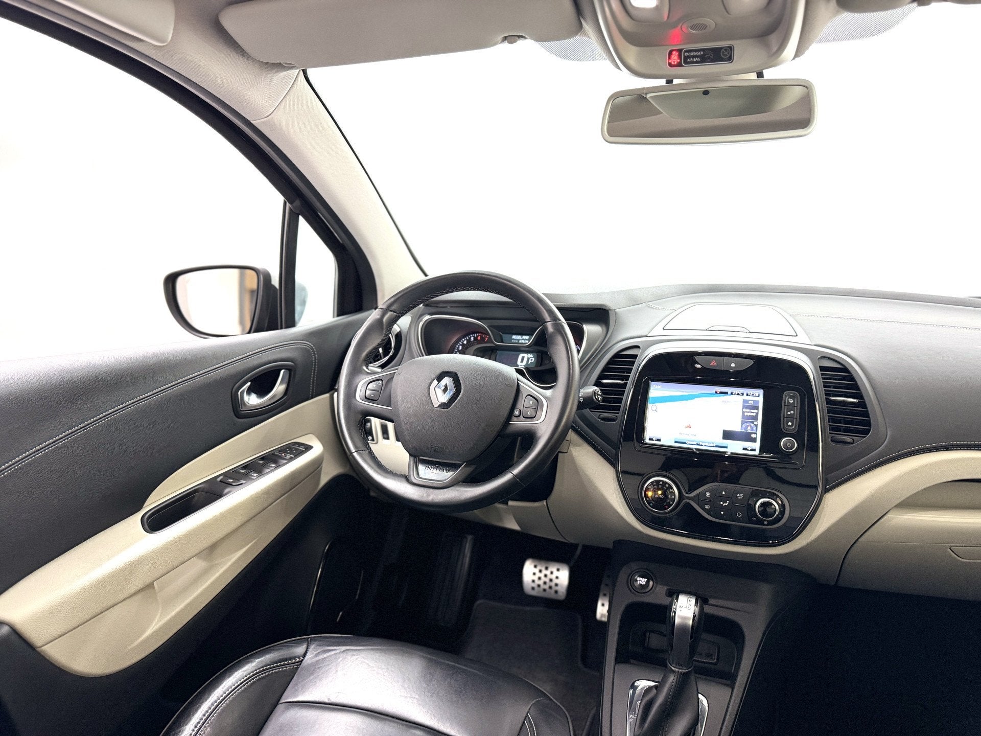 Renault Captur 1.2 TCe Initiale Paris Automaat | BOSE | Came, Gebruikt, Met garantie (alle), Leder, Bedrijf