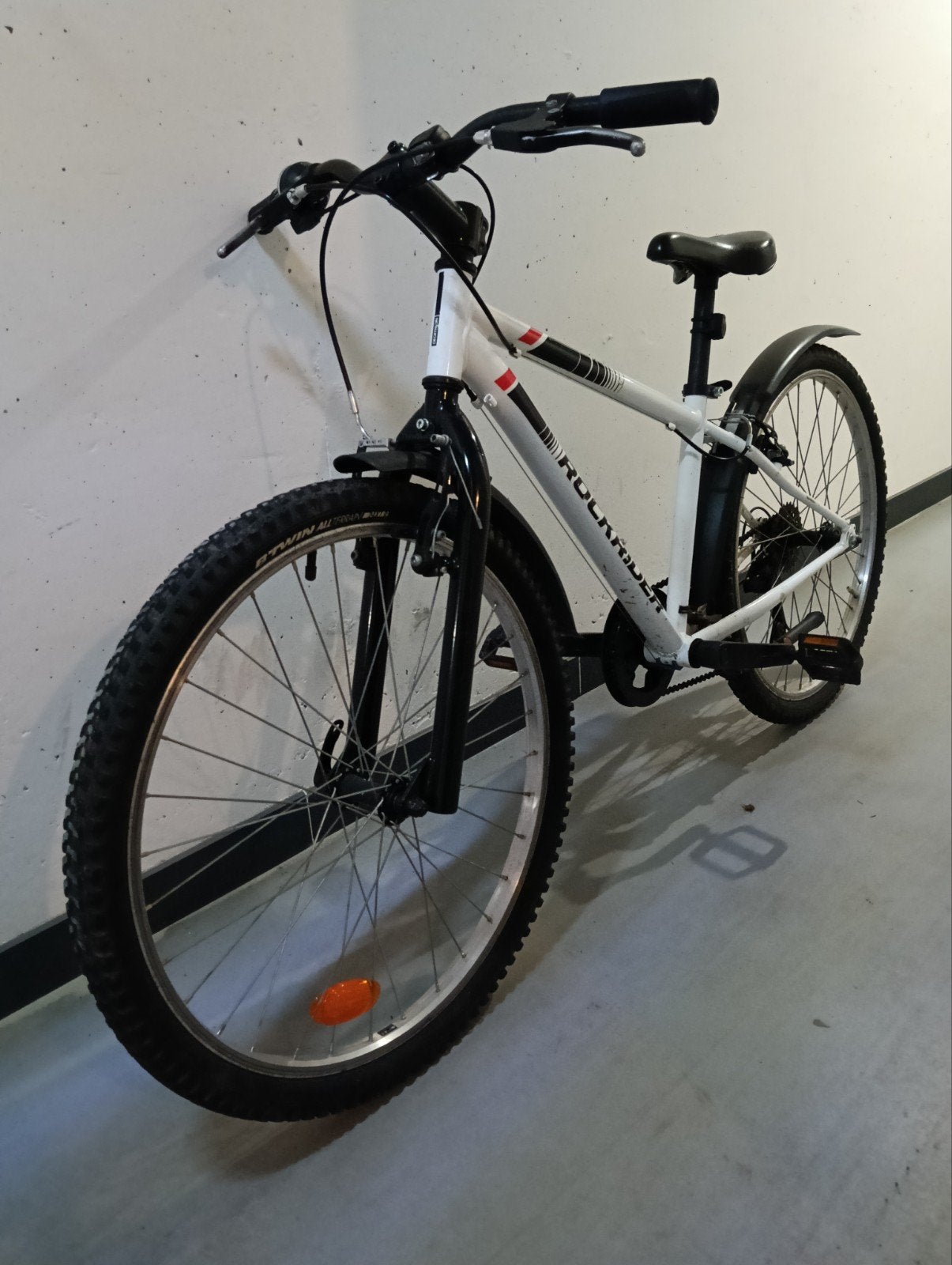 Rockrider B'Twin All Terrain 24 inch kinderfiets, Fietsen en Brommers, Fietsen | Jongens, Ophalen of Verzenden