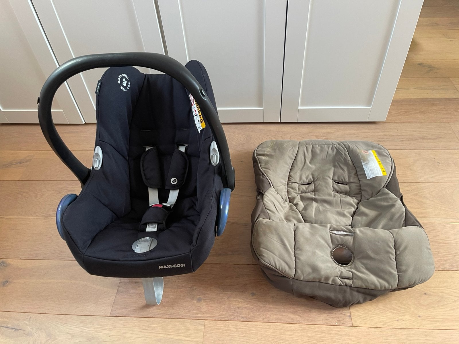 Maxi Cosi CabrioFix incl. hoes, zonnescherm en zitverkleiner, Ophalen, 0 t/m 13 kg, Maxi-Cosi, Gebruikt