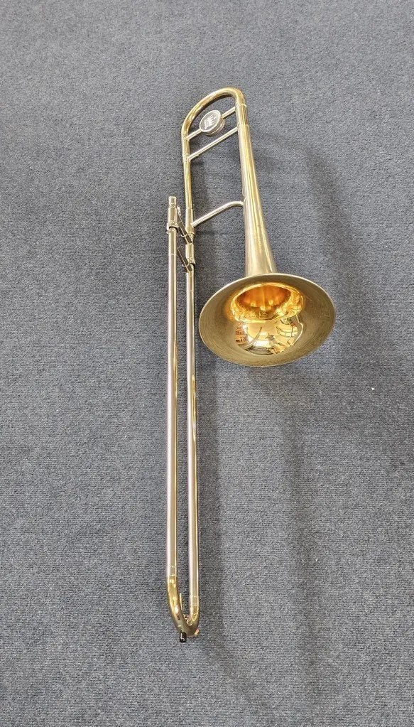 King 4B Silver Sonorous Sterling Bell  Tenor Trombone, Muziek en Instrumenten, Blaasinstrumenten | Trombones, Ophalen, Gebruikt