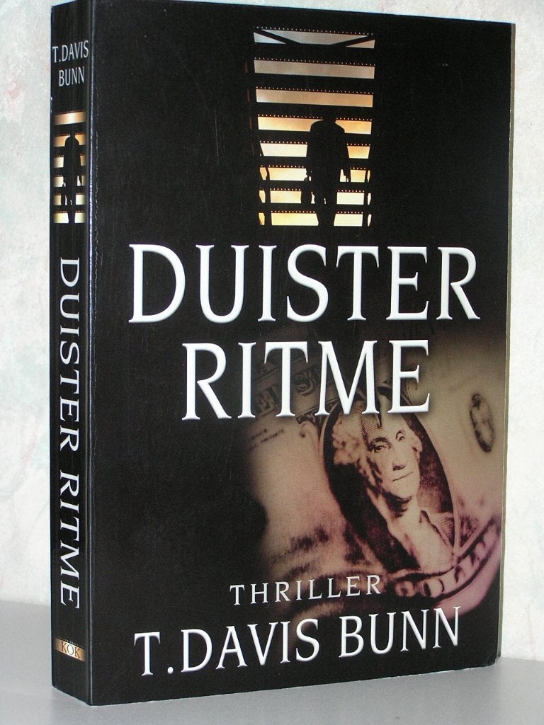 T. Davis Bunn - Duister Ritme (spannend christelijk boek), Boeken, Ophalen of Verzenden, Zo goed als nieuw