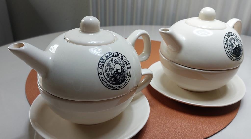 2 Tea for one Alex Meijer bieden vanaf €10,-voor 2 stuks, Huis en Inrichting, Overige typen, Ophalen of Verzenden, Zo goed als nieuw