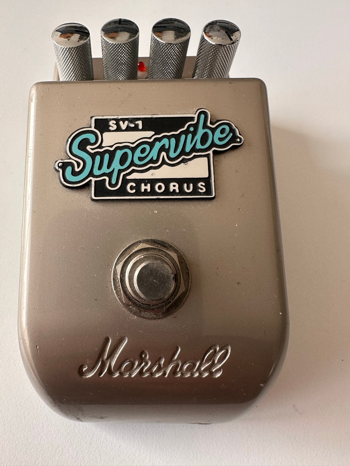 Marshall SV-1 Supervibe Chorus Gitaarpedaal - Klassiek Gelui, Muziek en Instrumenten, Ophalen of Verzenden, Gebruikt, Chorus