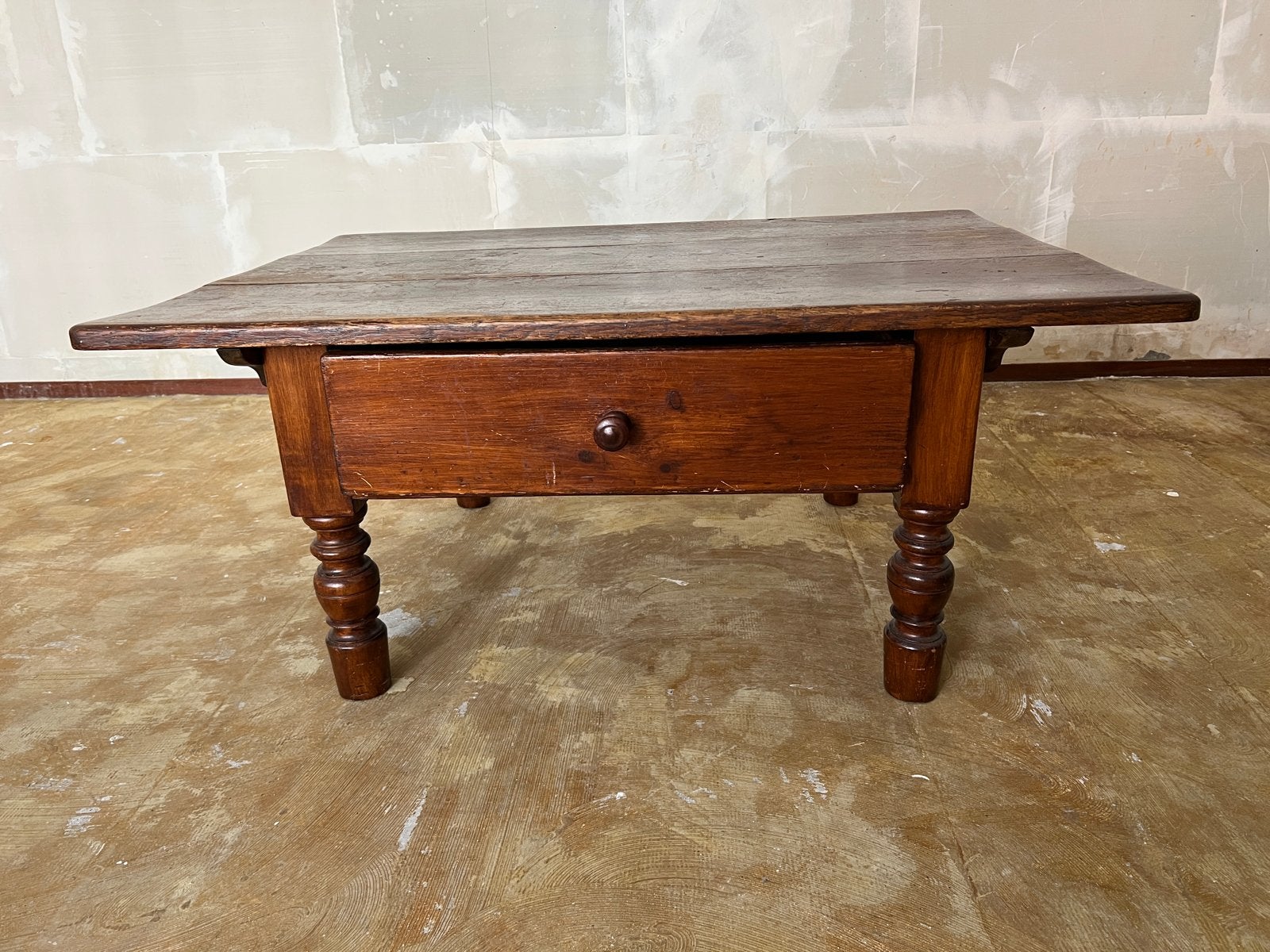 Antieke 19e-eeuwse boerderijtafel met lade, Antiek en Kunst, Antiek | Meubels | Tafels, Ophalen
