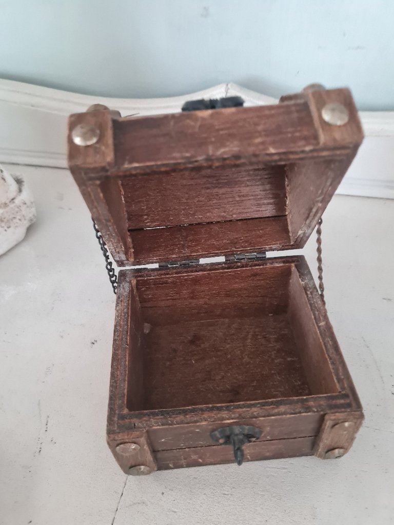 Houten spaarpot/sierraden kistje opbergkistje, Ophalen of Verzenden