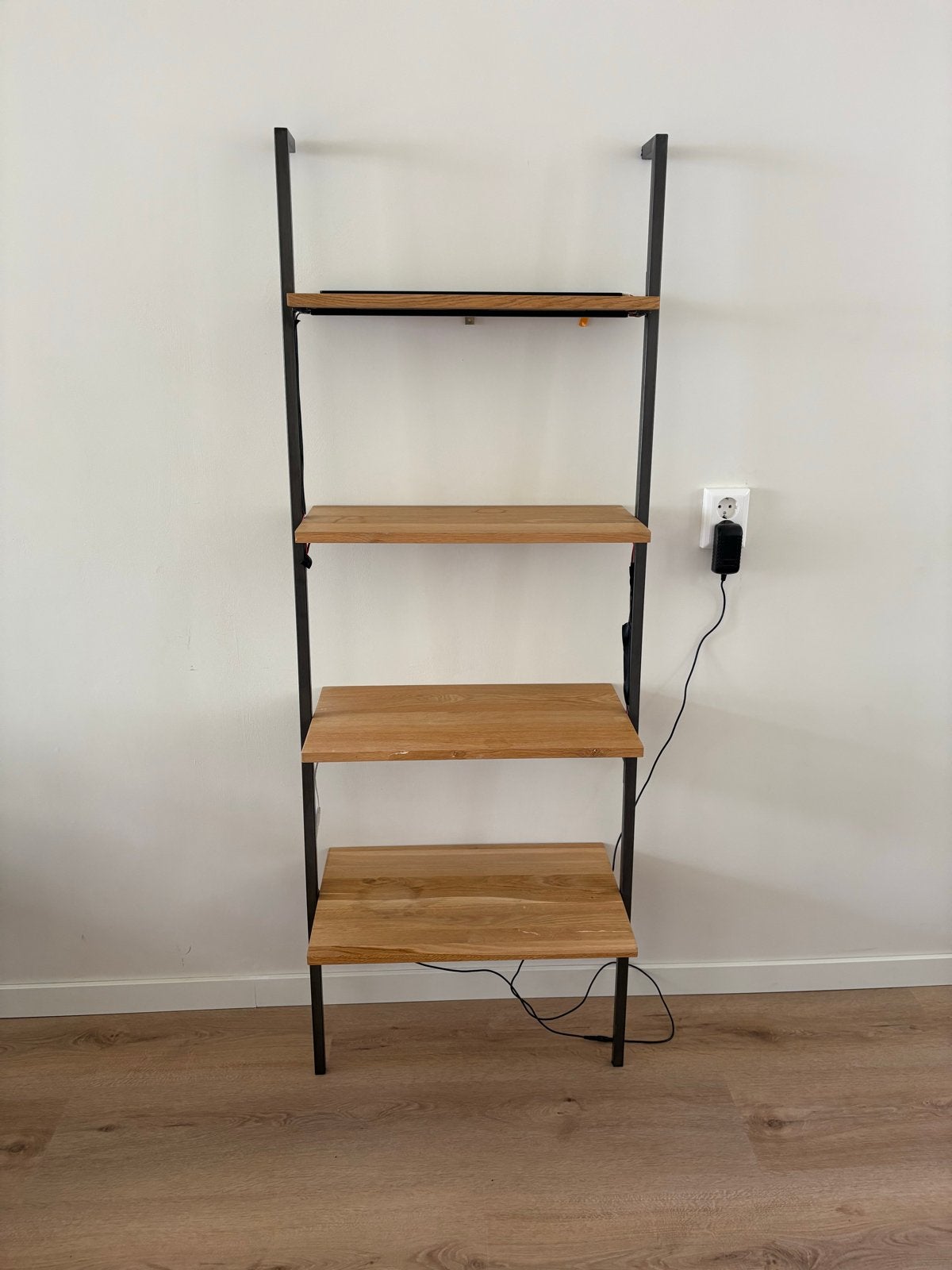 Houten wandrek met verlichting, Huis en Inrichting, Ophalen, Gebruikt