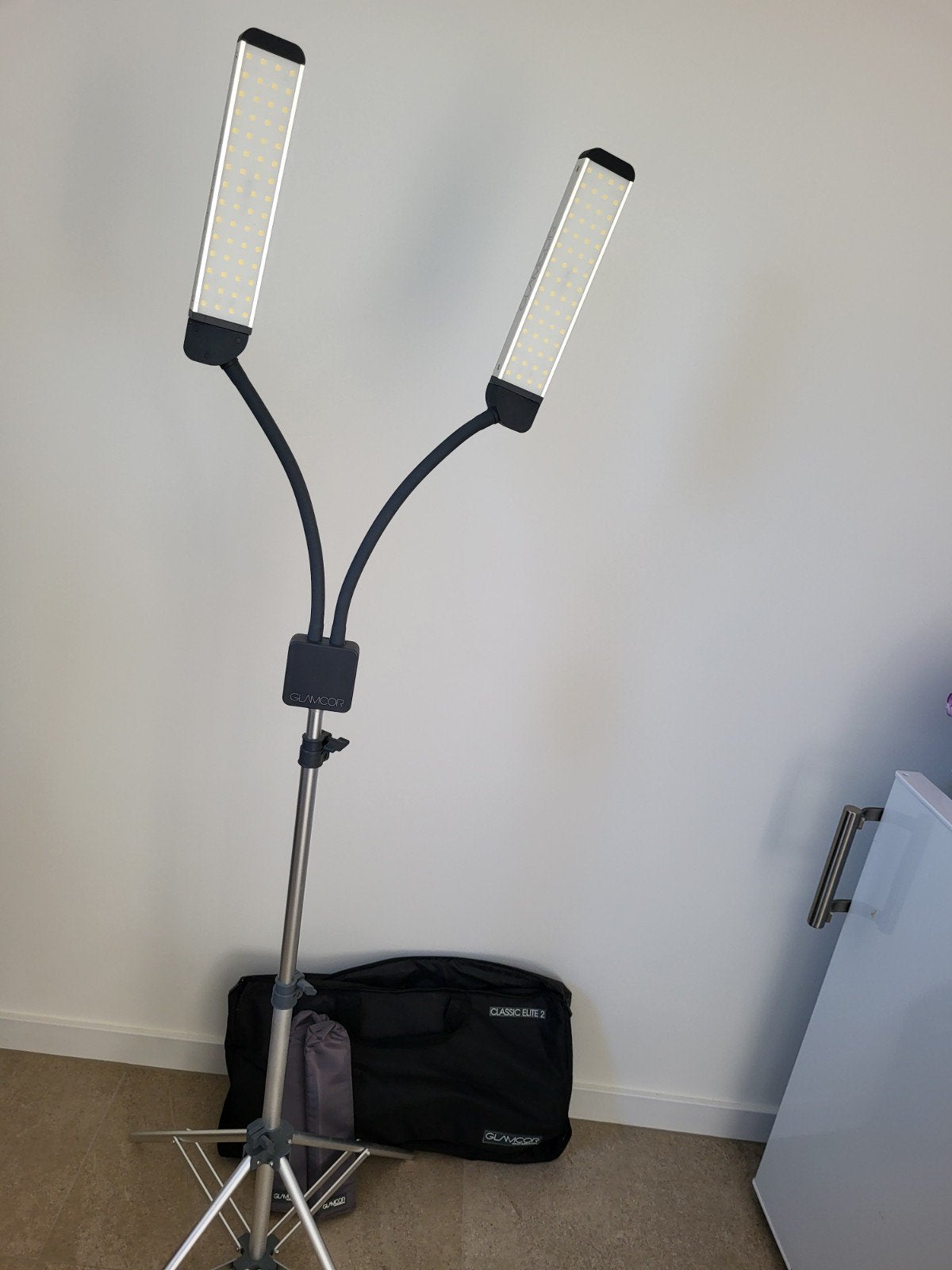 Glamcore Beauty LED Lampen op Statief - PMU & Wimpers, Huis en Inrichting, Ophalen, Overige fittingen, Modern, Professioneel, 150 tot 200 cm