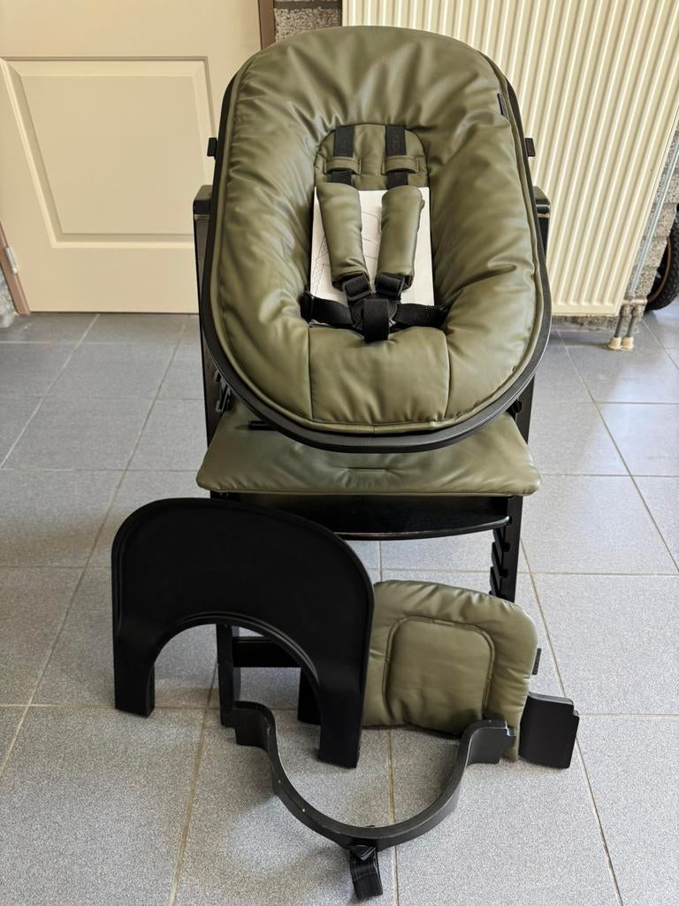 Kidsmill Up! Kinderstoel inclusief babyset + newborn set, Ophalen, Zo goed als nieuw, Meegroeistoel