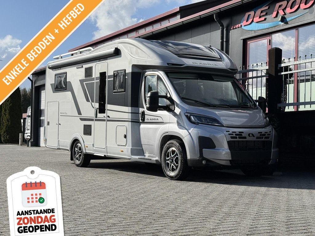 Adria Matrix Supreme 670 DL Aut. - 180PK - 44H adaptief DEMO, Winterisolatie, Fiat, 7 tot 8 meter, Bedrijf