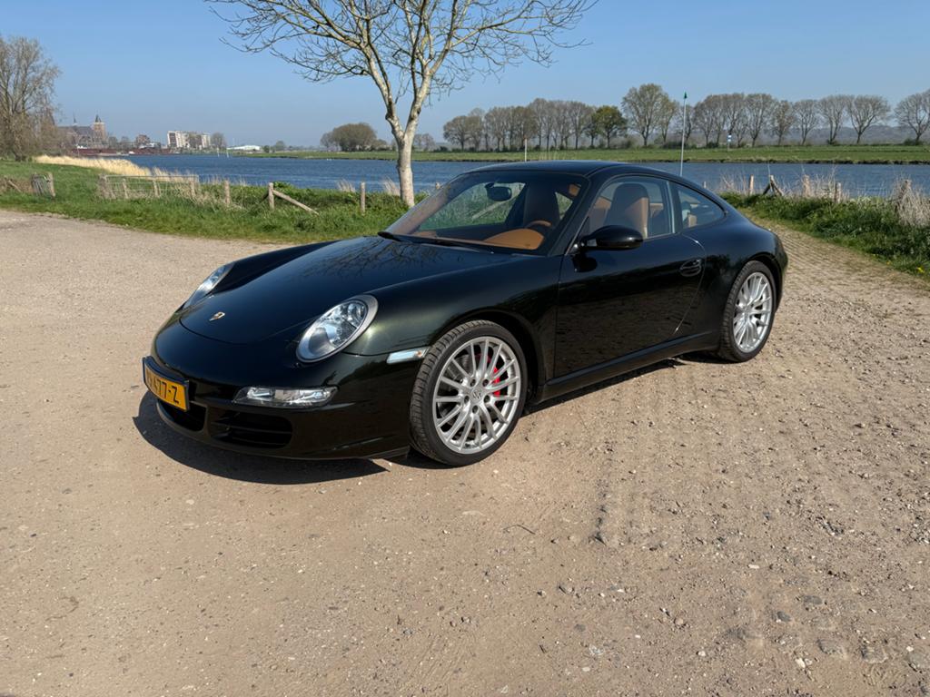 Porsche 911 3.8 Carrera S Coupe AUT 2007 Olijf groen, Auto's, Automaat, Achterwielaandrijving, Leder, Particulier