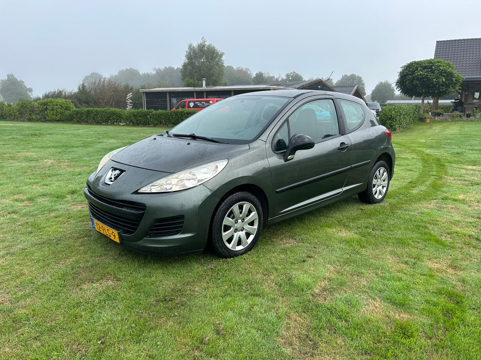 Peugeot 207 1.4 3DRS 2011 Grijs Apk April 2027, Voorwielaandrijving, Stof, 1360 cc, Zwart