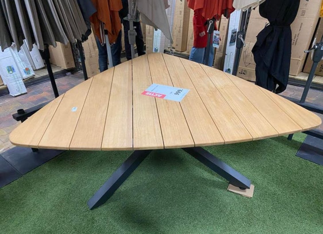 Driehoekige eettafel Oden 165x165 cm - showmodel, Ophalen