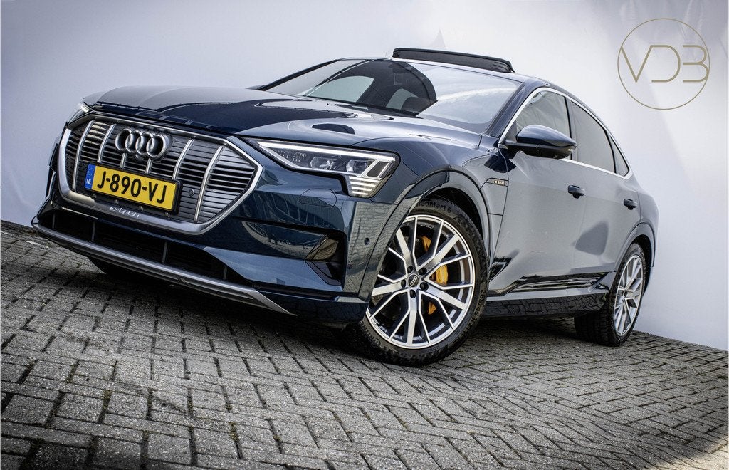 Audi e-tron Sportback 55 SOH 94% Business edition Plus 95 kW, Auto's, Audi, 131 €/maand, Blauw, Vierwielaandrijving, Automatische klimaatregeling