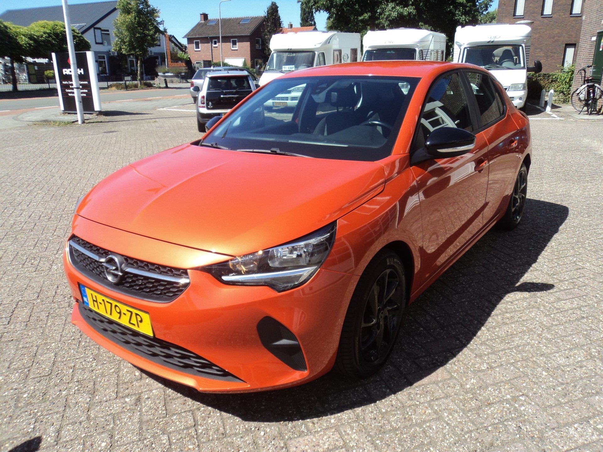Opel Corsa 1.2 Edition Apple Carplay LM Velgen Cruise, Voorwielaandrijving, Gebruikt, 49 €/maand, Origineel Nederlands