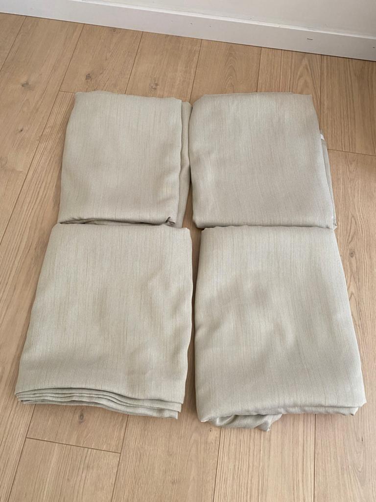 4 IKEA Vilborg beige gordijnen, 145x265 cm, Huis en Inrichting, Stoffering | Gordijnen en Lamellen, 100 tot 150 cm, 200 cm of meer