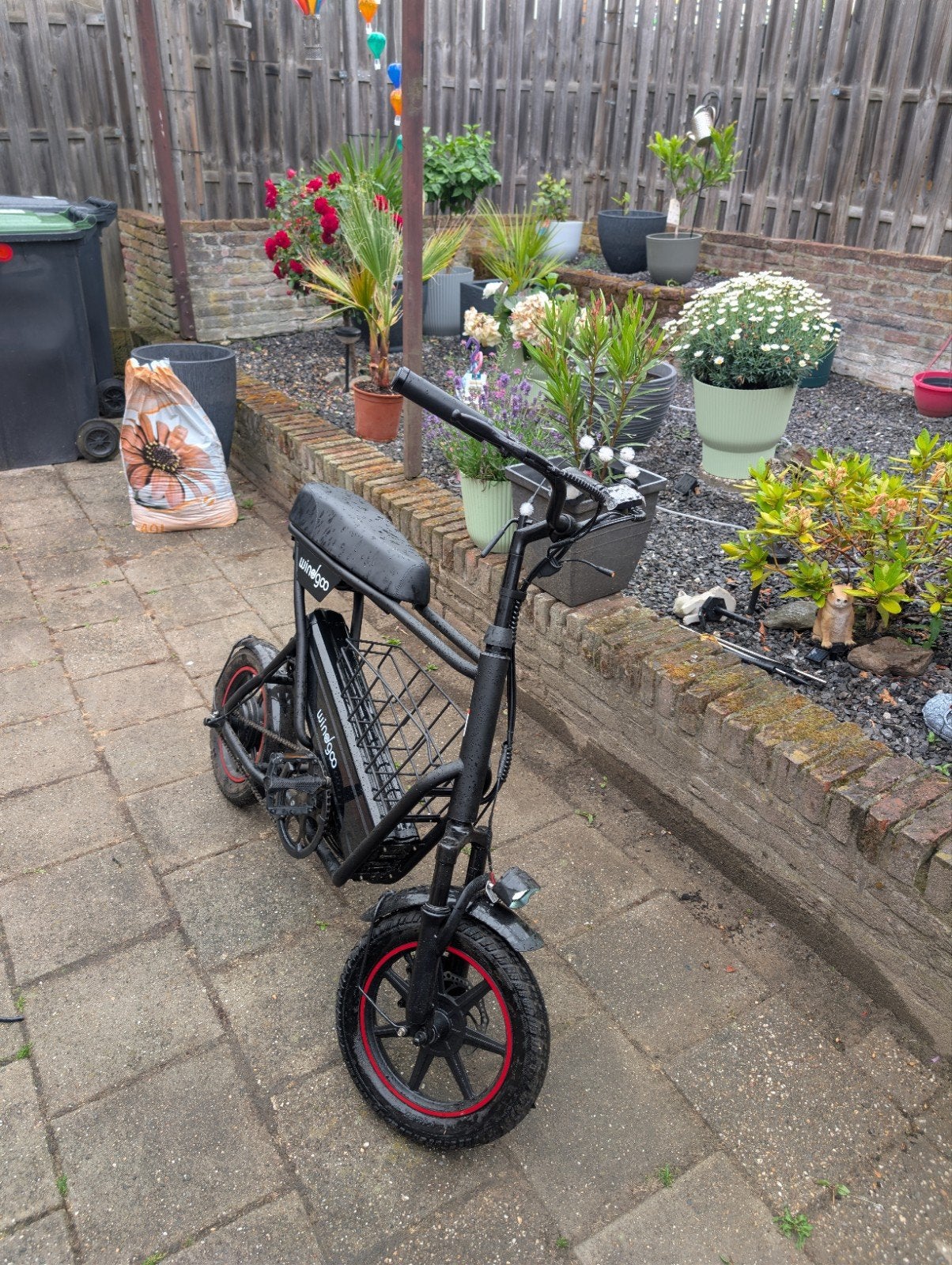 Windgoo F1 Zwart met rekje, Ophalen, Zo goed als nieuw, Overige merken