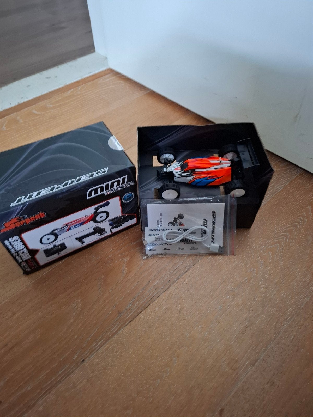 Serpent Mini Spyder Buggy - Nieuw in doos!, Elektro, Auto offroad, Nieuw, Ophalen of Verzenden