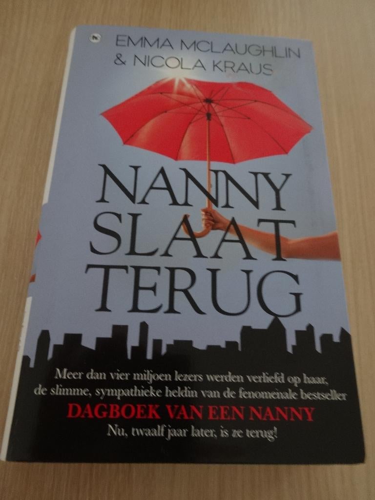Nanny slaat terug - Emma McLaughlin & Nicola Kraus, Ophalen of Verzenden, Zo goed als nieuw, E McLaughlin & N Kraus