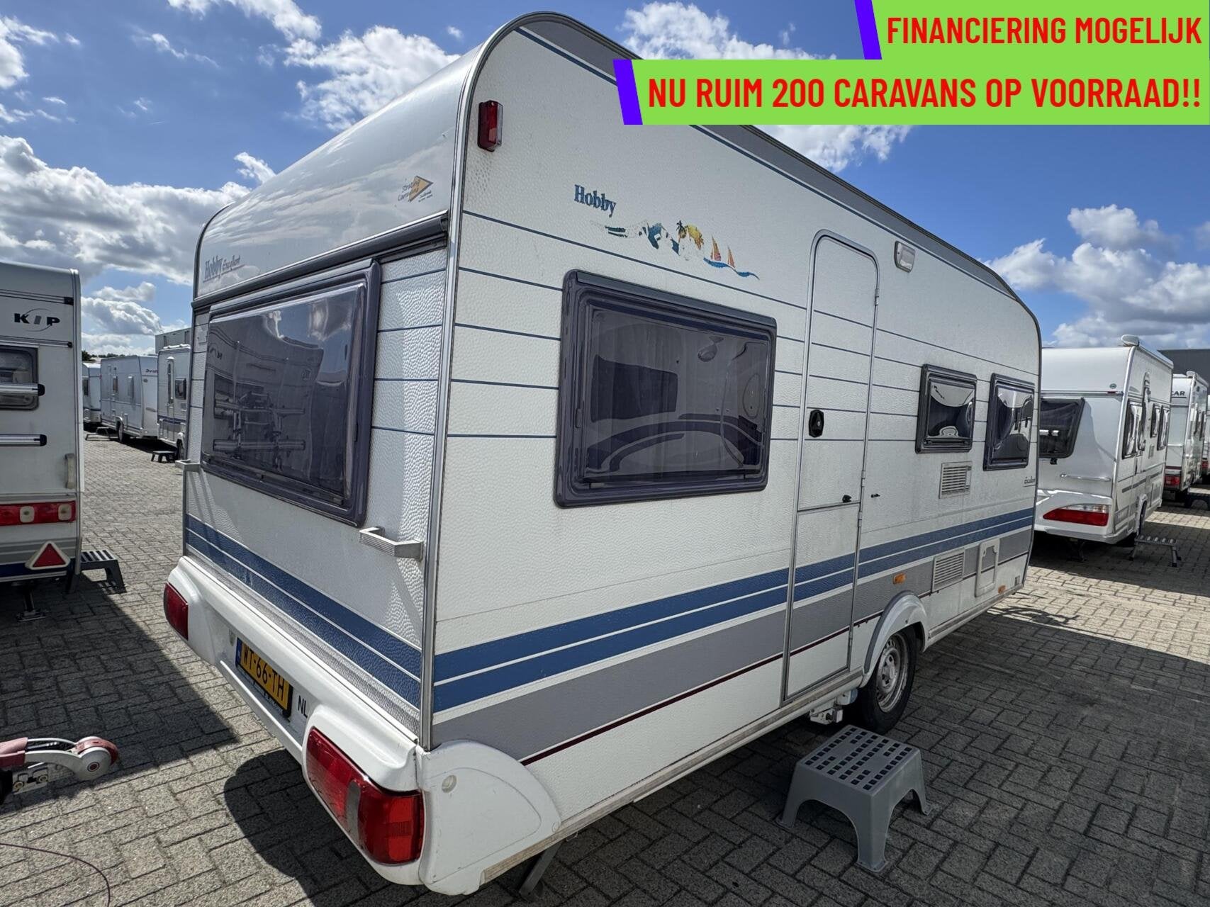 Hobby 450 UF EXCELLENT, RONDZIT, DWARSBED, MOVER, VOORTENT, Caravans en Kamperen, Rondzit, Hobby, Bedrijf, Hordeur
