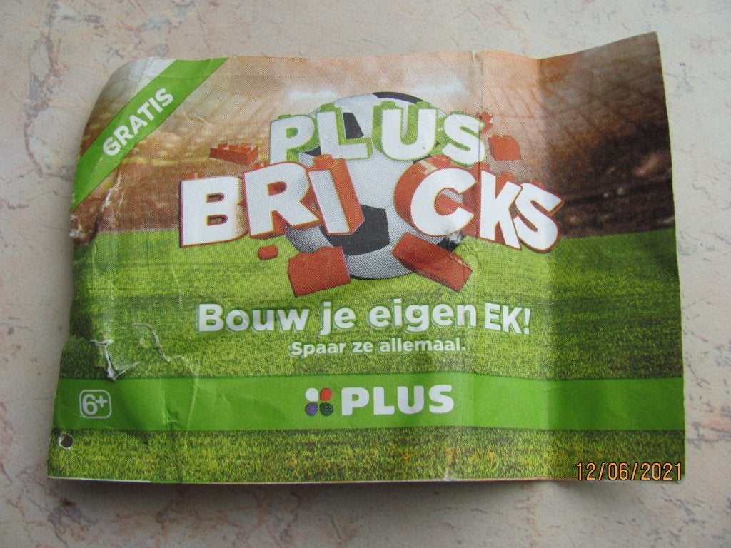NIEUW verpakking BRICKS actie PLUS supermarkt VOETBAL Oranje, Verzamelen, Supermarktacties, Plus, Ophalen of Verzenden