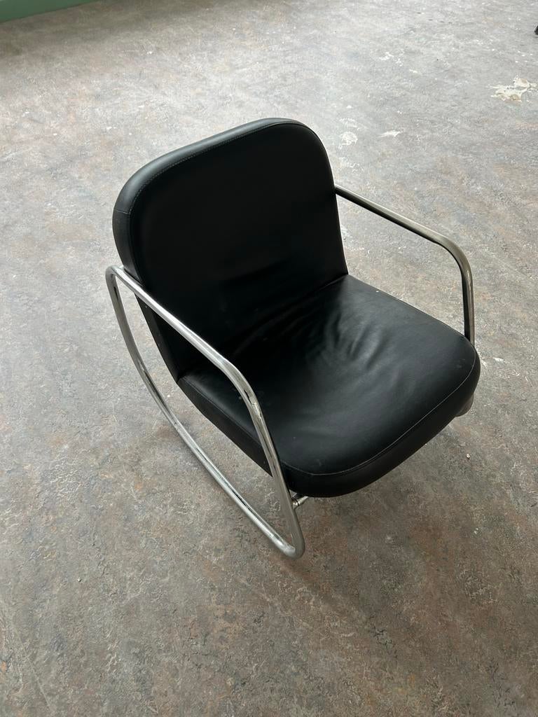 Moderne schommelstoel zwart leer en chroom, Ophalen, Gebruikt, Zwart, Leer