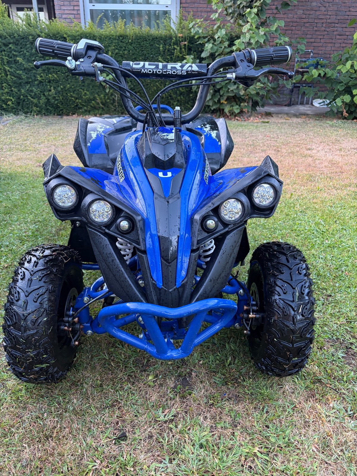 Elektrische kinderquad - Blauw - Nieuwstaat, Ophalen, Zo goed als nieuw