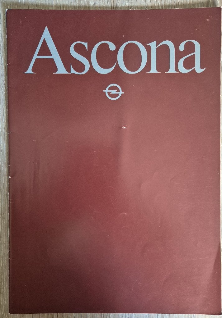 Nederlandstalig folder Opel Ascona C 1982 met oa Ascona SR, Boeken, Auto's | Folders en Tijdschriften, Ophalen of Verzenden, Gelezen