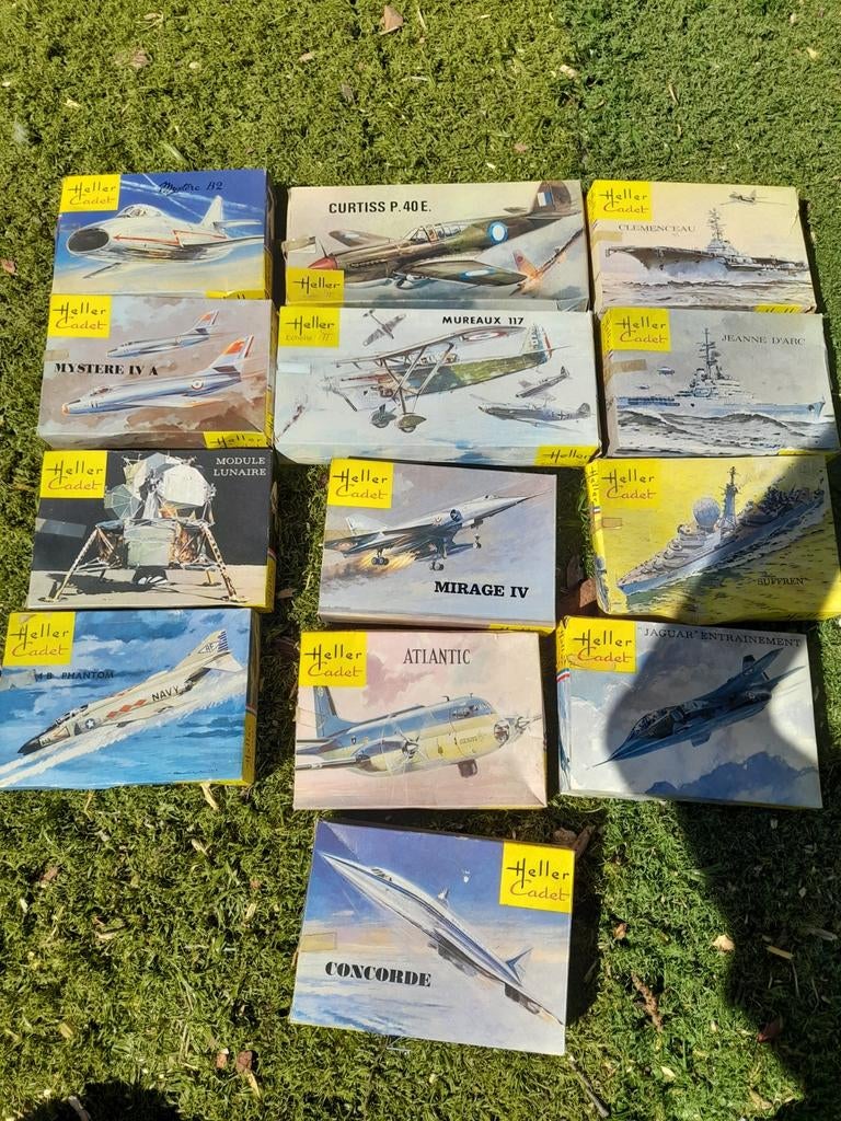 Partij Oude Lege Heller modelbouw dozen ., Hobby en Vrije tijd, Ophalen of Verzenden, Gebruikt, 1:50 of kleiner, Overige merken