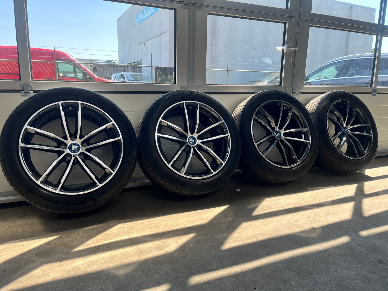 BMW M-Sport G30 G31 Originele Set Wielen 18inch Zomerbanden, 18 inch, Banden en Velgen, Ophalen of Verzenden, Personenwagen