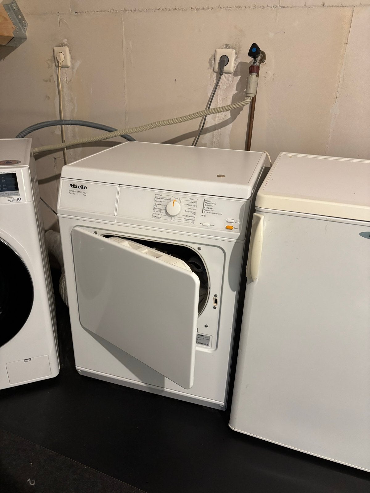 Miele SoftCare System T 8703 Luchtafvoer Wasdroger, Ophalen, 6 tot 8 kg, Gebruikt, Luchtafvoer