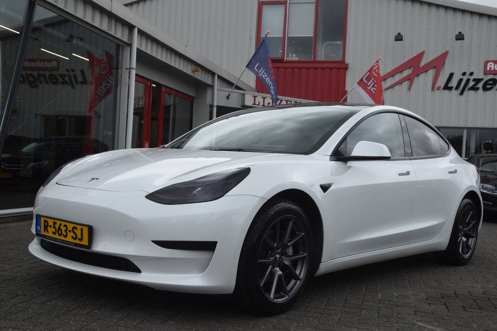 Tesla Model 3 Standard RWD Plus 60 kWh Leer | Autopilot | SO, Auto's, Tesla, Automaat, Achterwielaandrijving, Gebruikt, Zwart
